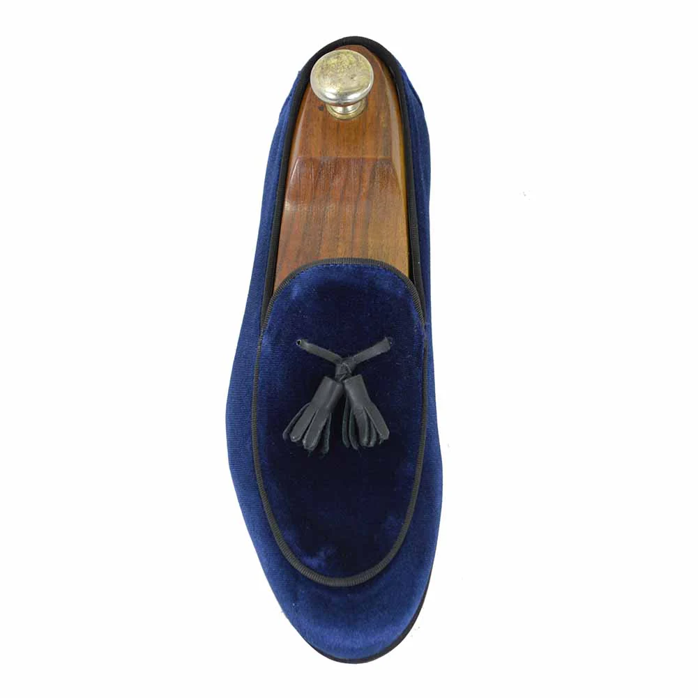 Walk Velvet Tassel Loafer - Image 5